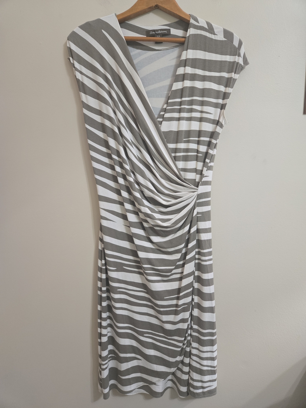Tommy Bahama Womens Small Olive Cream Striped Faux Wrap Sleeveless Dress NWOT Re